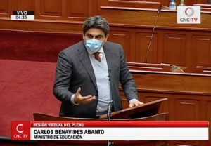 Ministro de Educación, Carlos Benavides, en el Pleno