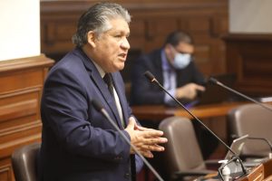 Congresista Gilmer Trujillo
