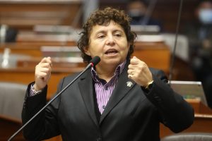 congresista Susel Paredes