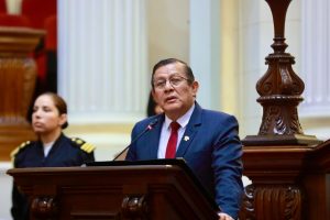 El presidente del Congreso, Eduardo Salhuana, participa en la “Ceremonia de reconocimiento a nuestras selecciones nacionales de voleibol femenino”, evento que se desarrolla en la sala Raúl Porras Barrenechea. (Congreso de la República/JReátegui)