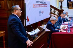 Ministro del Interior, Juan José Santiváñez, participa en el foro internacional “Unidos contra el crimen: estrategias para un Perú seguro”, organizado por la Presidencia del Congreso. (Foto: Congreso de la República/ EArias)