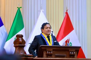 En la sala Raúl Porras Barrenechea, el presidente del Parlamento Andino, Gustavo Pacheco, participa en la sesión solemne de apertura de la decimosexta sesión plenaria ordinaria de EuroLat. (Congreso de la República/JReátegui)