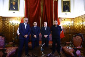 Presidente encargado del Congreso recibió recibió a dirigentes de gremios de transportes