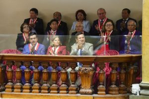 Autoridades de UNMSM presentes en el hemiciclo de sesiones